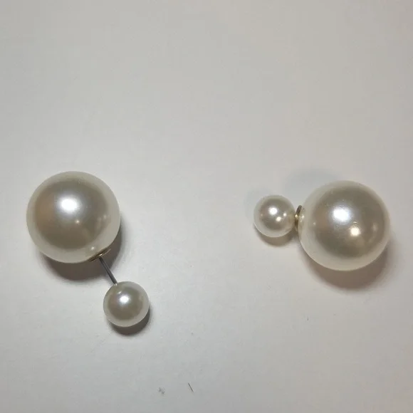 New Pearl Earrings - Picture 3 of 6